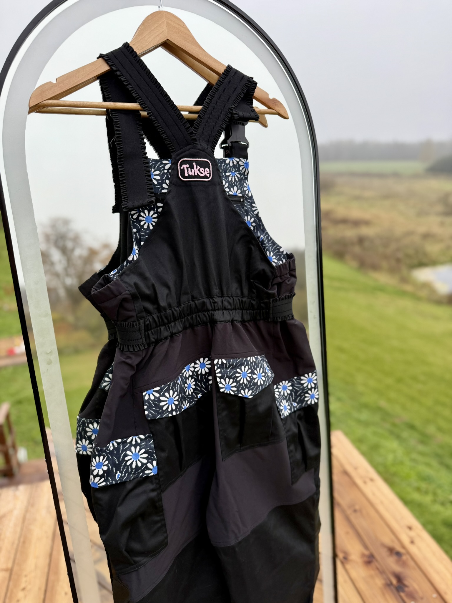 Naiste tööriided - Must Tukse