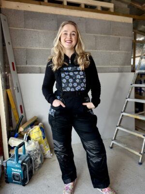 Tukse töötunked naistele - Must Tukse: rahvus