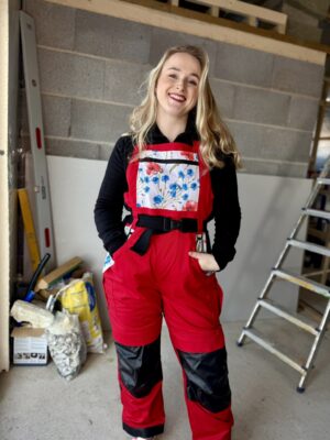 Tukse töötunked naistele - Punane Tukse: Pille